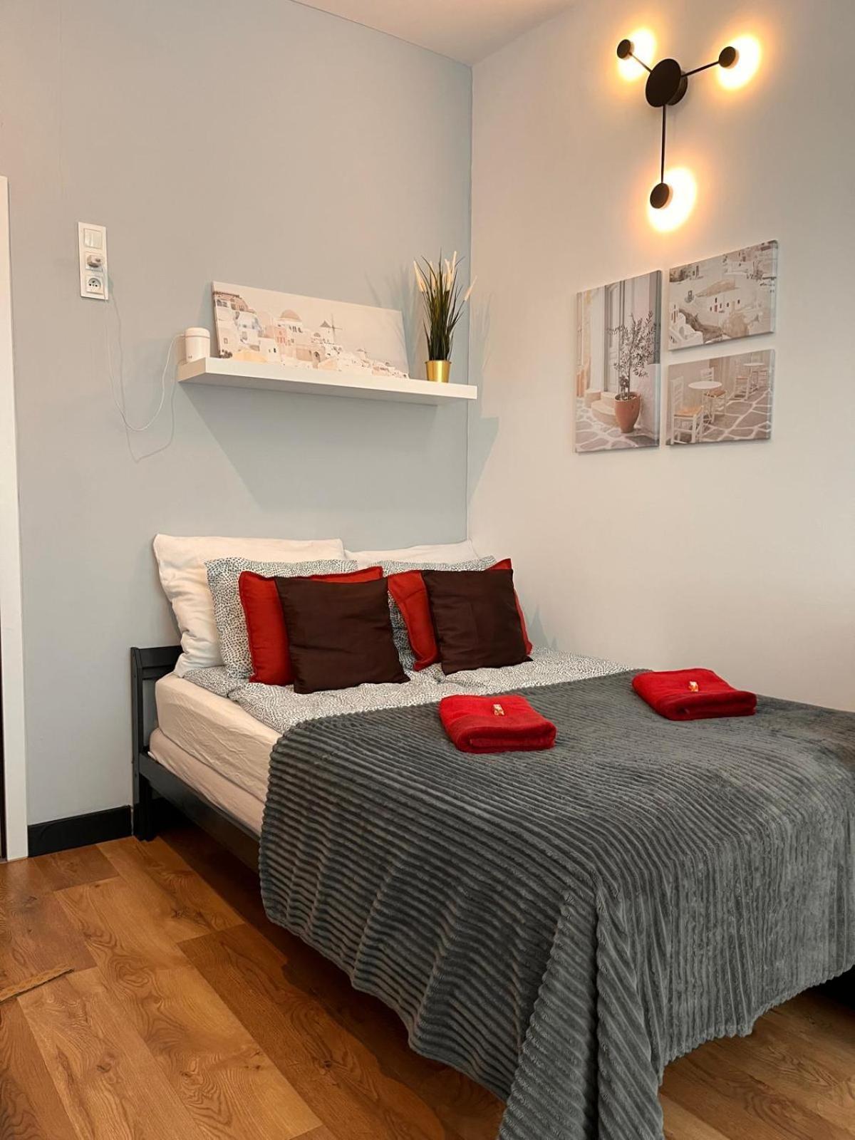 Super 1 Bed Room Condo In Warszawa Center 外观 照片