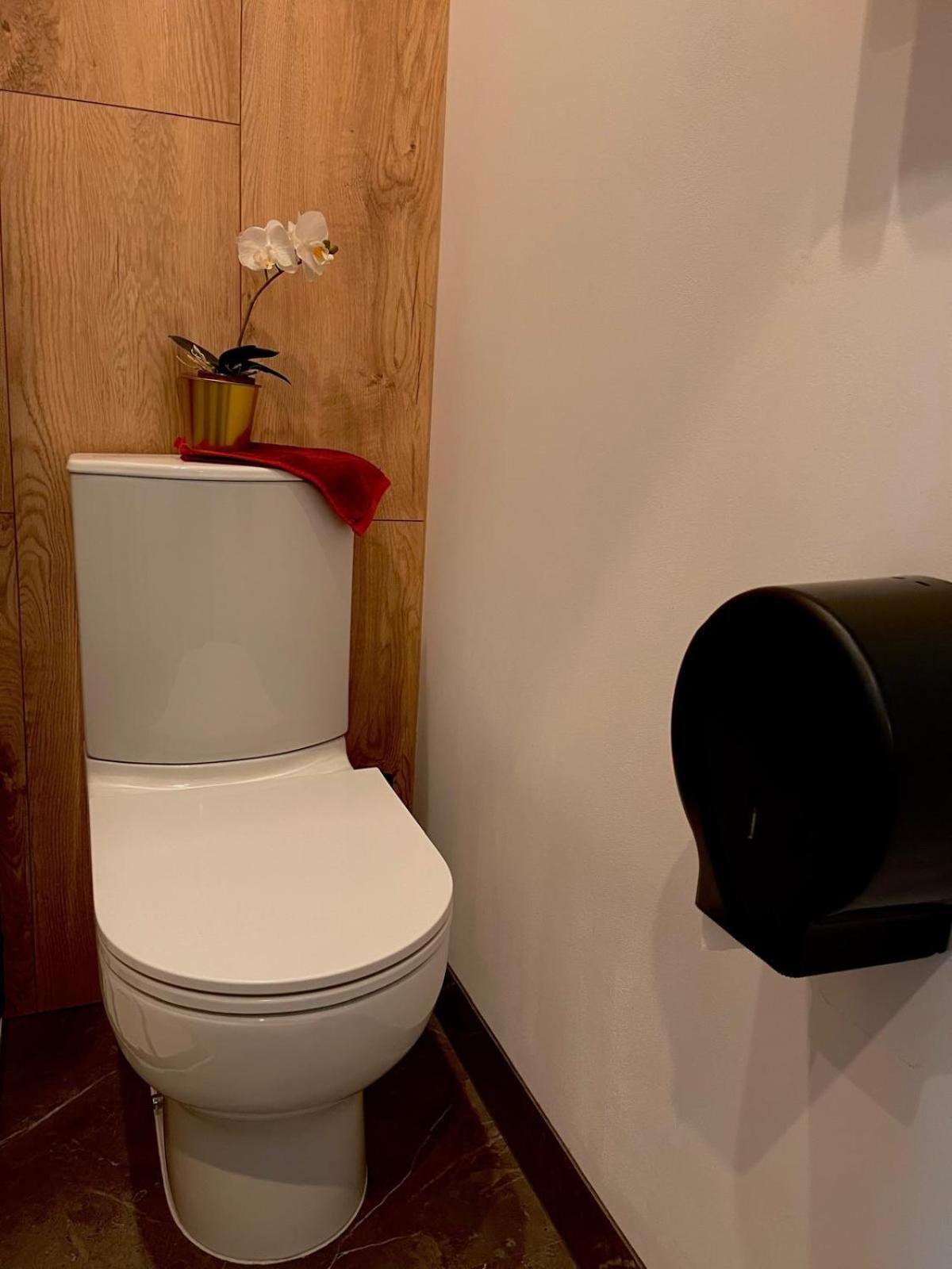 Super 1 Bed Room Condo In Warszawa Center 外观 照片