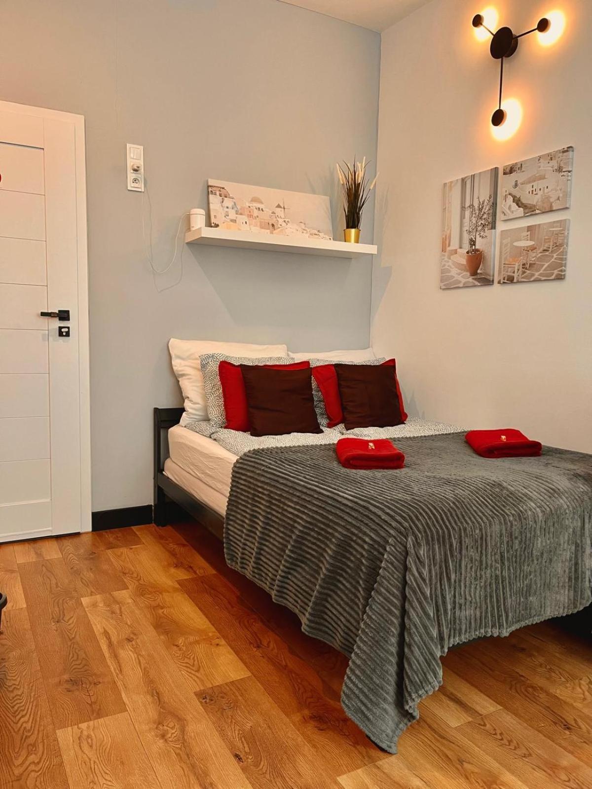 Super 1 Bed Room Condo In Warszawa Center 外观 照片