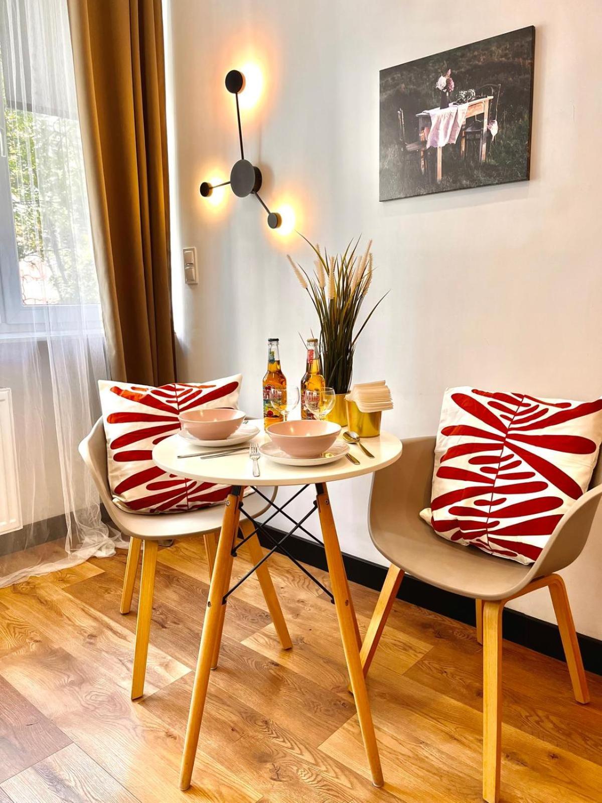 Super 1 Bed Room Condo In Warszawa Center 外观 照片
